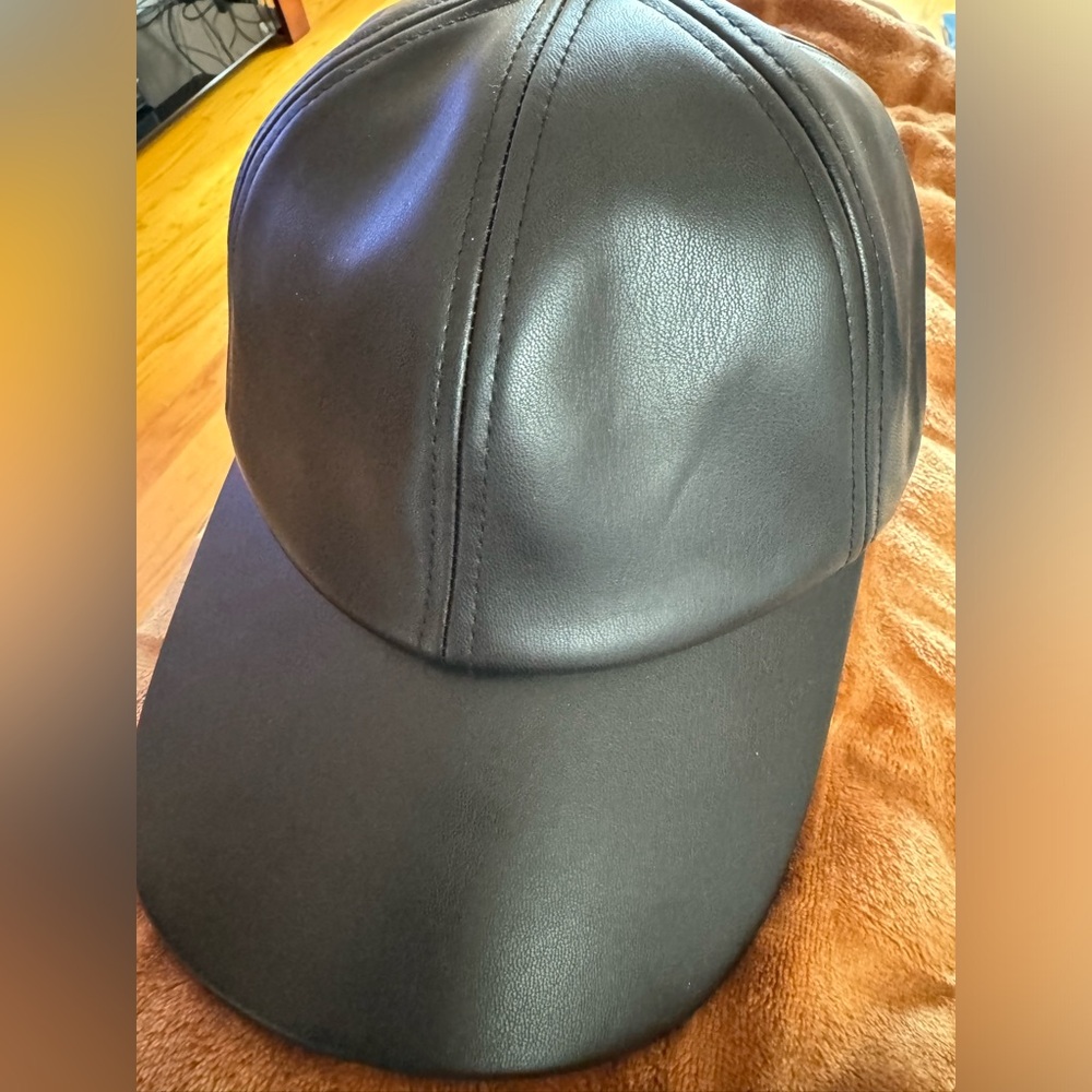 Black woman hat